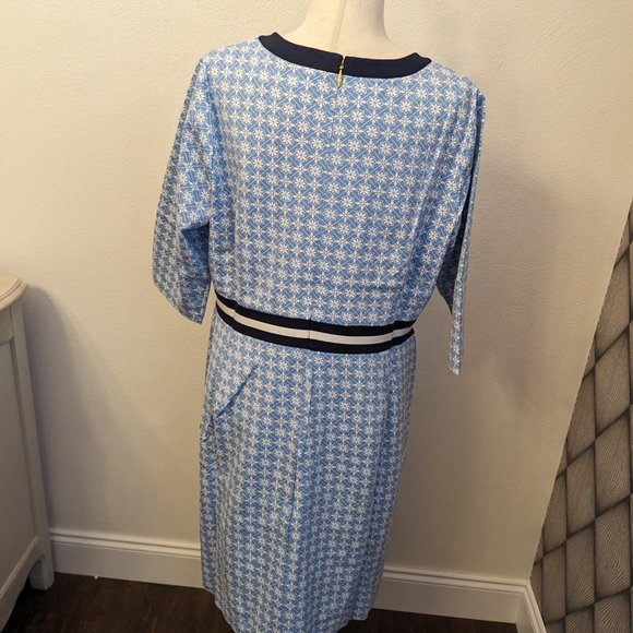 Draper James Honeycomb Floral Ponte Dress - Picture 8 of 14